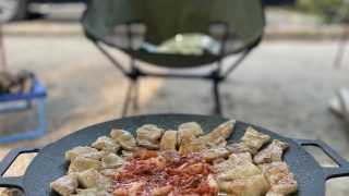 キャンプ飯